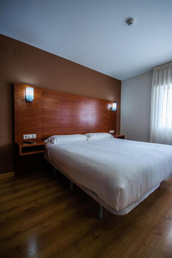 Pension Viella Asturias Oviedo Buitenkant foto