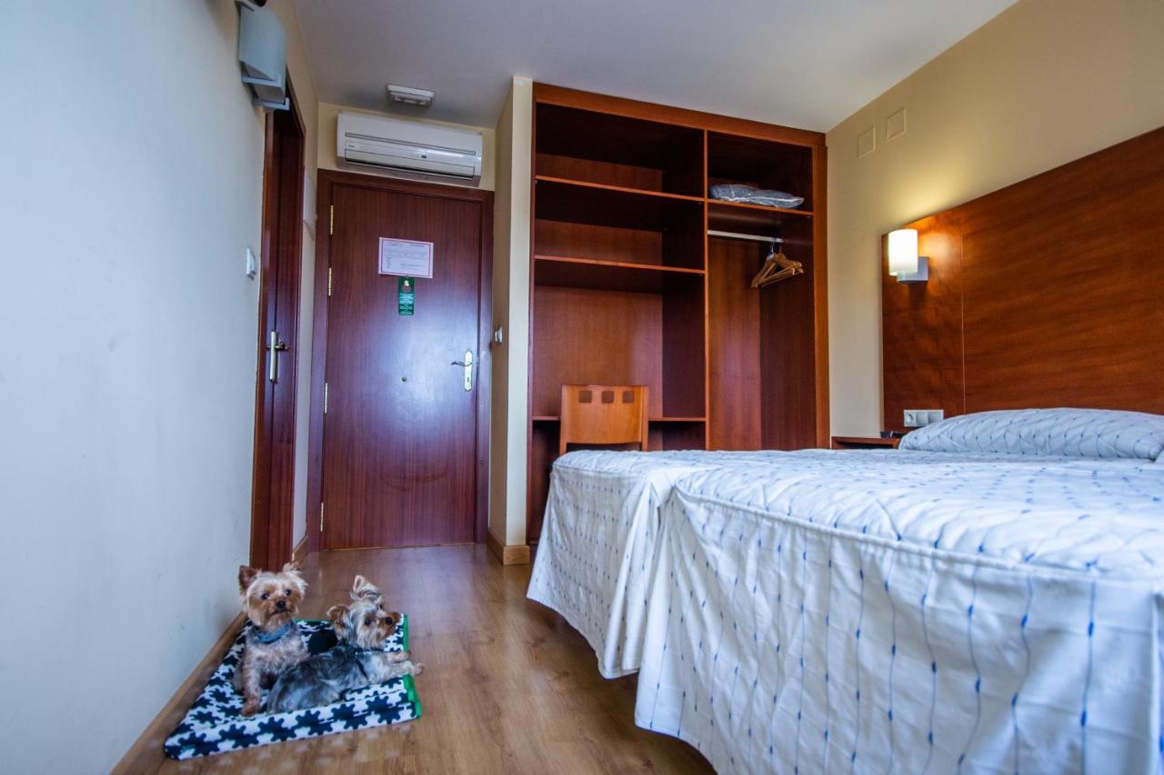 Pension Viella Asturias Oviedo Buitenkant foto